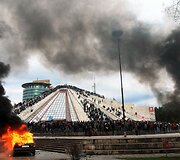 Protesto akcija Tiranoje virto kruvinomis kautynėmis.