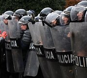 Protesto akcija Tiranoje virto kruvinomis kautynėmis.