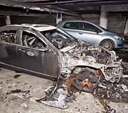 Sudegintas automobilis &bdquo;Mercedes Benz S500&ldquo;