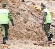 I&scaron;minuotojai Vilniaus pakra&scaron;tyje kasa sprogmenis