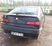 Automobilis &bdquo;Alfa Romeo&ldquo; Žirmūnų kiemuose