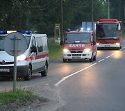 Lenkijos ugniagesiai važiuoja pro Ukmergę