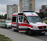 Medikai konstatavo vairuotojo mirtį