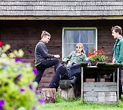 I&scaron; Amerikos atvykusi filmo kūrėjų komanda laukia i&scaron; mi&scaron;ko grįžtančios herojės