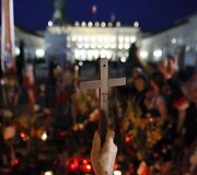 Akimirka i&scaron; protesto