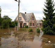  Kėdainių rajone siautėjęs lietus užtvindė namus Siponių kaime. 
