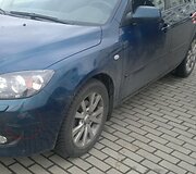P.Galkontaitės automobilio &bdquo;Mazda 3&ldquo; nubrozdintas bamperis.