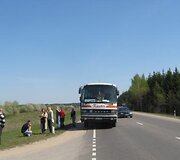 Keleiviams teko sukti galvą, kaip tęsti kelionę.