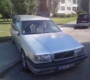 Skersas Volvo ant &scaron;aligatvio Fabijoni&scaron;kėse.