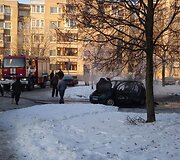 Užsidegęs A klasės &bdquo;Mercedes&ldquo;