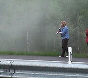 Pana&scaron;u, kad &scaron;ios keleivės spėjo laiku i&scaron;&scaron;okti i&scaron; degančio BMW, netgi susirinko ir &scaron;alikelėje susidėjo kai kuriuos daiktus.