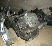 Prabangių automobilių dalys