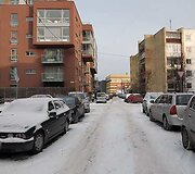 Pensininkų ma&scaron;ina judėjo Sakalų gatve.