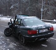 Sudaužytas &bdquo;Audi&ldquo; automobilis