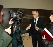 Įkurtuvių akimirka
