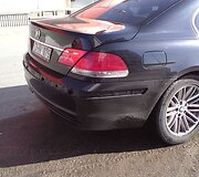 7-osios serijos BMW be ma&scaron;inos statymo jutiklių juostos buferyje.
