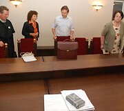 Kaltinamosios su advokatais ruo&scaron;iasi posėdžiui