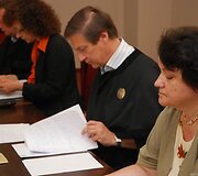 Kaltinamosios su advokatais ruo&scaron;iasi posėdžiui