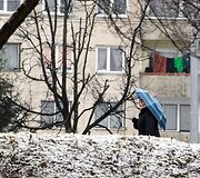 &Scaron;e&scaron;tadienį sostinėje pasnigo