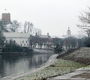 &Scaron;e&scaron;tadienį sostinėje pasnigo