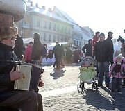 Užgavėnių turgus Rotu&scaron;ės aik&scaron;tėje