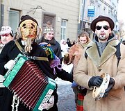 Užgavėnių persirengėlių eisena