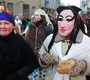 Užgavėnių persirengėlių eisena