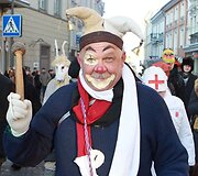 Užgavėnių persirengėlių eisena