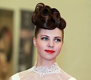 &bdquo;Pelenėje&ldquo; &ndash; vestuvinės kolekcijos ir naujausios &scaron;ukuosenų tendencijos