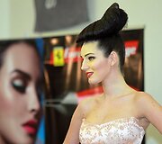 &bdquo;Pelenėje&ldquo; &ndash; vestuvinės kolekcijos ir naujausios &scaron;ukuosenų tendencijos