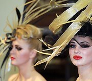 &bdquo;Pelenėje&ldquo; &ndash; vestuvinės kolekcijos ir naujausios &scaron;ukuosenų tendencijos