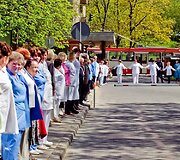 Antakalnio ligoninės medikų piketas prie ligoninės