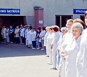 Antakalnio ligoninės medikų piketas prie ligoninės