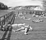 Žaliųjų ežerų pakrantes labiausiai mėgsta jaunimas.