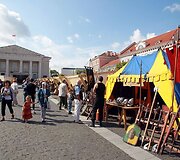 &Scaron;v.Baltramiejaus mugėje atgimsta senieji miesto amatai.