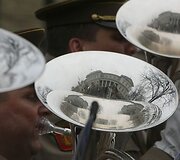 Lietuvos, Europos Sąjungos ir NATO vėliavų pakėlimas S.Daukanto aik&scaron;tėje, minint Lietuvos įsijungimo į &Scaron;iaurės Atlanto Sutarties Organizaciją (NATO) 5-ąsias metines
