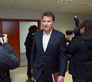 Rezonansinės bylos nagrinejimas.