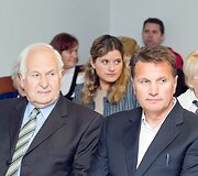Rezonansinės bylos nagrinejimas.
