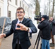 Valstybinės duomenų inspekcijos patalpose  svarstymas dėl baudos skyrimo už &bdquo;Media4 Change&ldquo; projektą