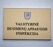 Valstybinės duomenų inspekcijos patalpose  svarstymas dėl baudos skyrimo už &bdquo;Media4 Change&ldquo; projektą