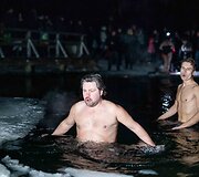 Naktinės maudynės stebuklingame vandenyje 2022