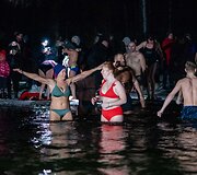 Naktinės maudynės stebuklingame vandenyje 2022