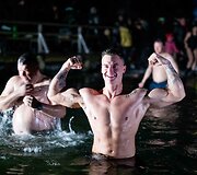 Naktinės maudynės stebuklingame vandenyje 2022