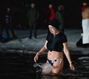 Naktinės maudynės stebuklingame vandenyje 2022
