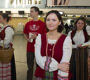 &Scaron;v. Agotos &ndash; Duonos dienos i&scaron;vakarėse duonos kepalėlis į Londoną vykstantiems keleiviams.