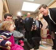 Artūras Zuokas domisi kuom serga mažoji sostinės gyventoja