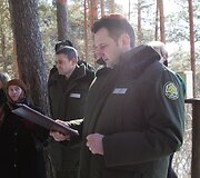 Verkių parke i&scaron;kelti inkilai