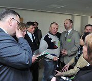 Seime susirinkę Žygaiti&scaron;kiai liko be atsakymo: parlamentarai atidėjo sprendimą dėl skalūnų dujų žvalgybos Lietuvoje.