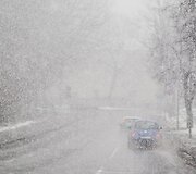 Pavasari&scaron;ką saulę Vilniuje vėl pakeitė sniegas 