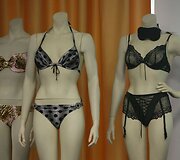 Kitos vasaros maudymosi kostiumėlių kolekcijos modelis